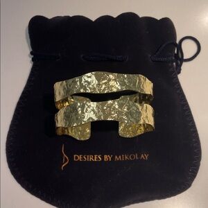 Gold Textured Bracelet